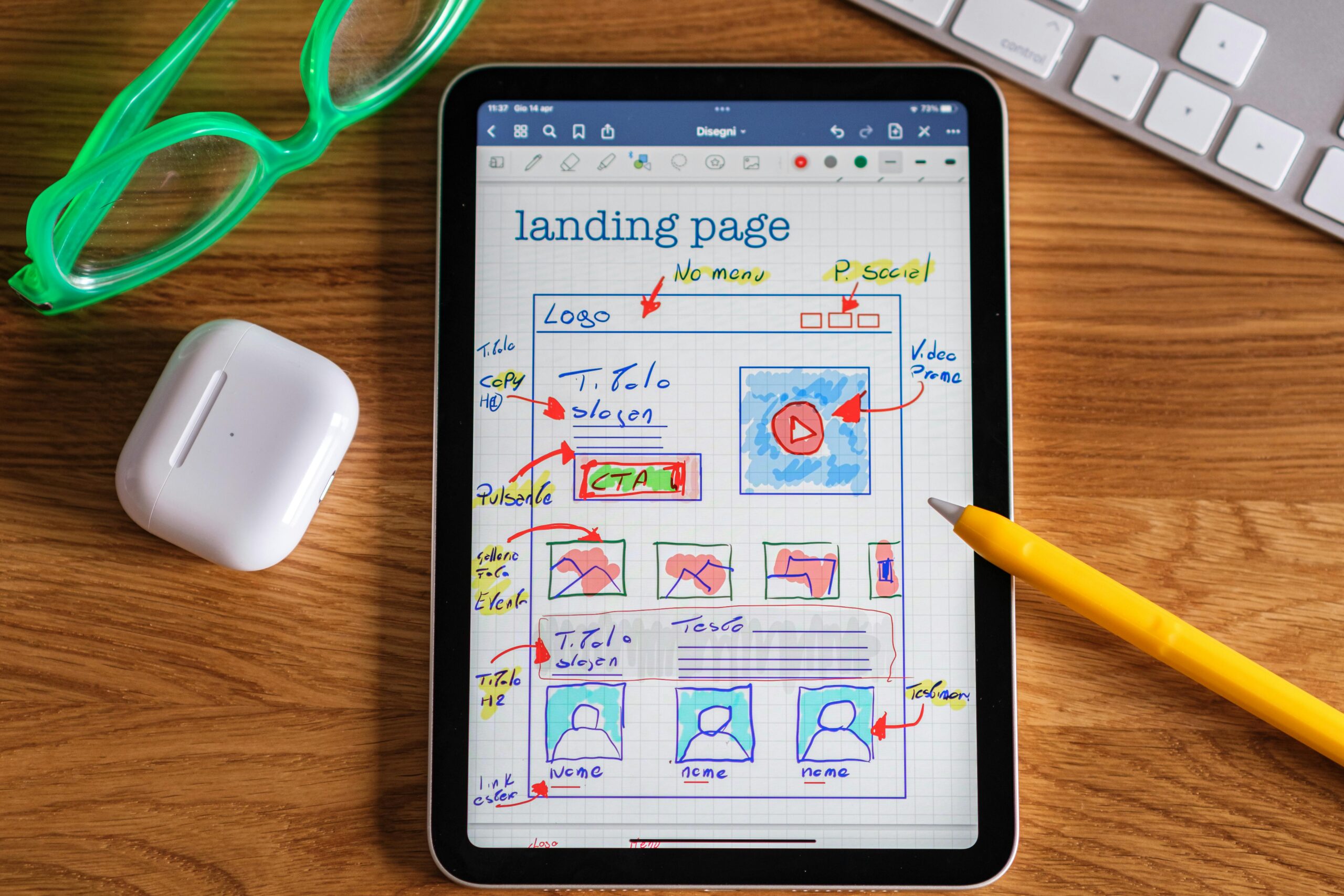 Diferença entre landing page e site institucional: qual seu negócio precisa?
